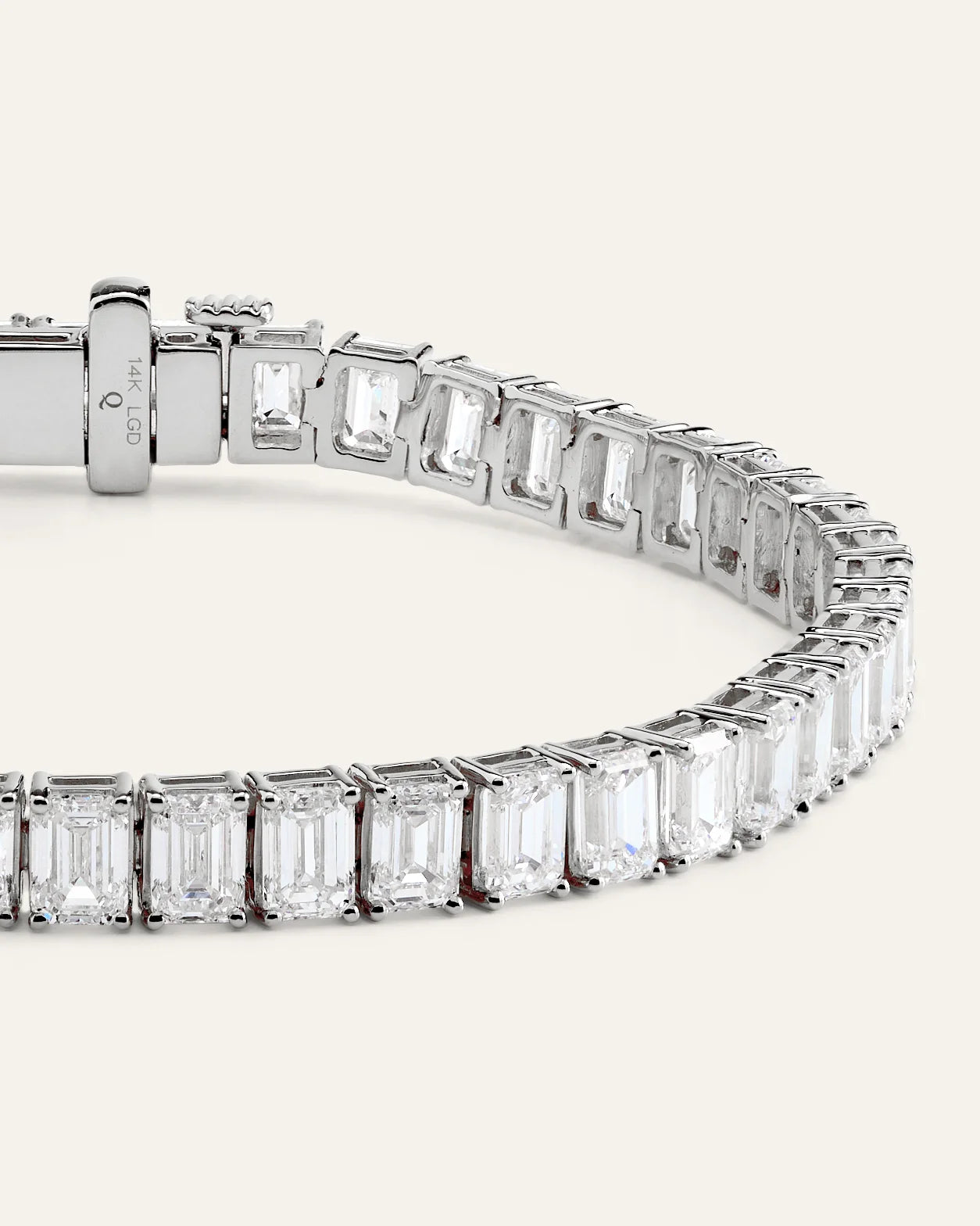 14K Gold Lab Grown Diamond North-South Emerald Tennis Bracelet - 15ctw - 6.5" / Yellow Gold