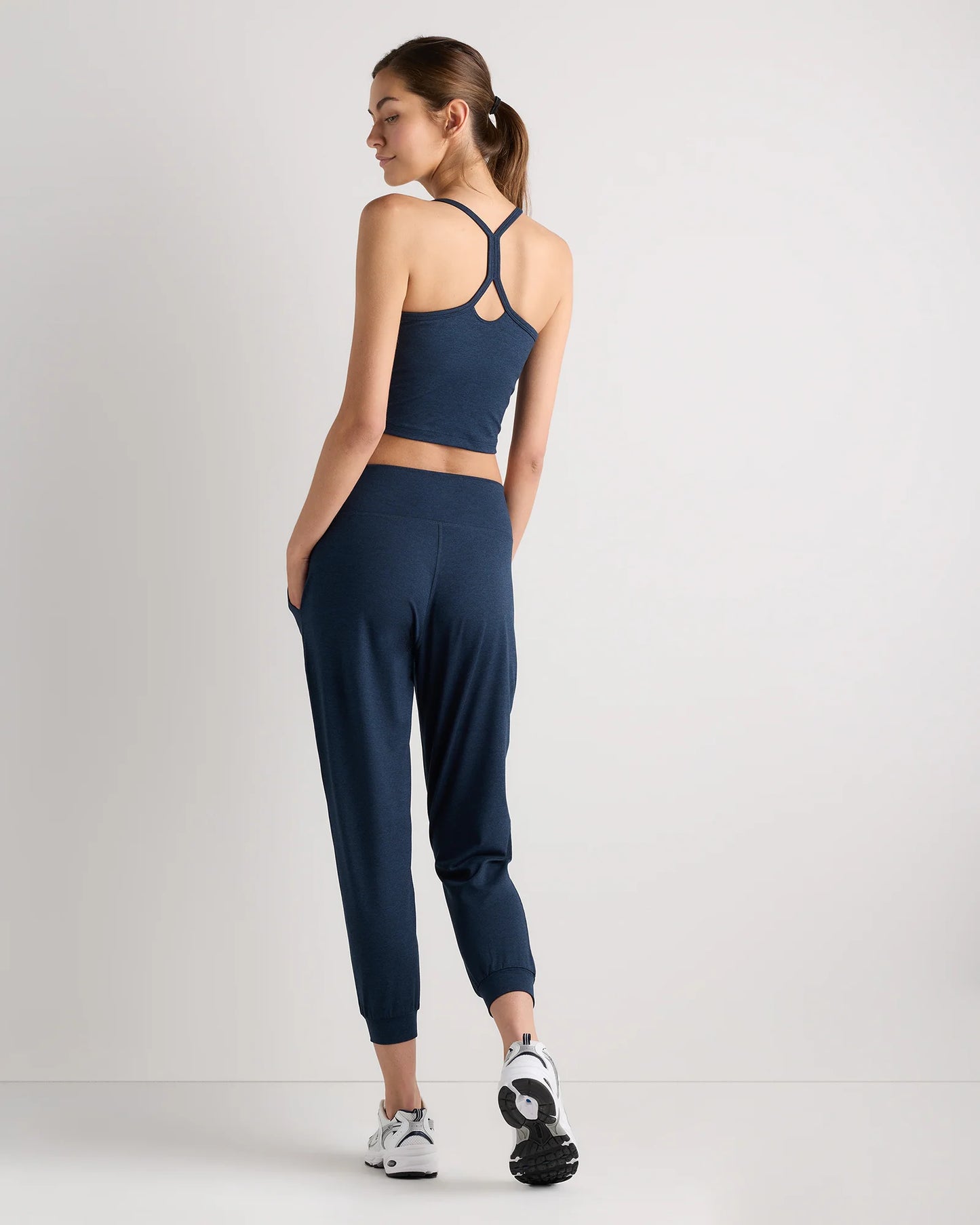 Ultra-Soft Mid-Rise Jogger - XS / Heather Charcoal