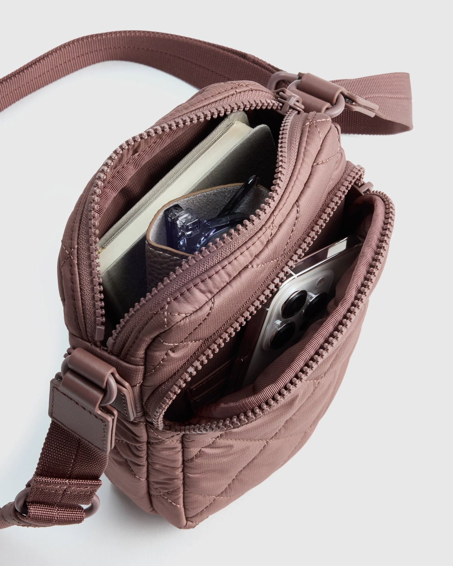 Transit Quilted Phone Crossbody - One Size / Navy