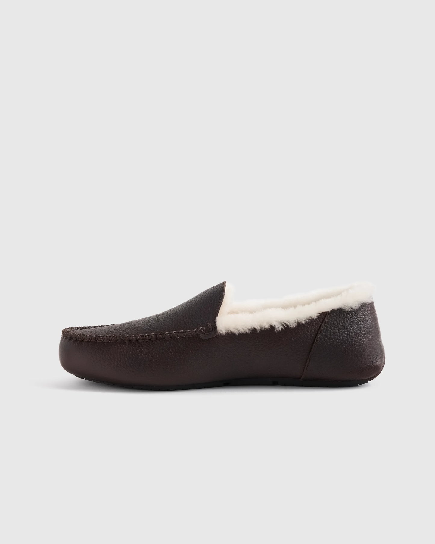 Italian Leather Handstitched Moccasin Slipper - 7 / Black
