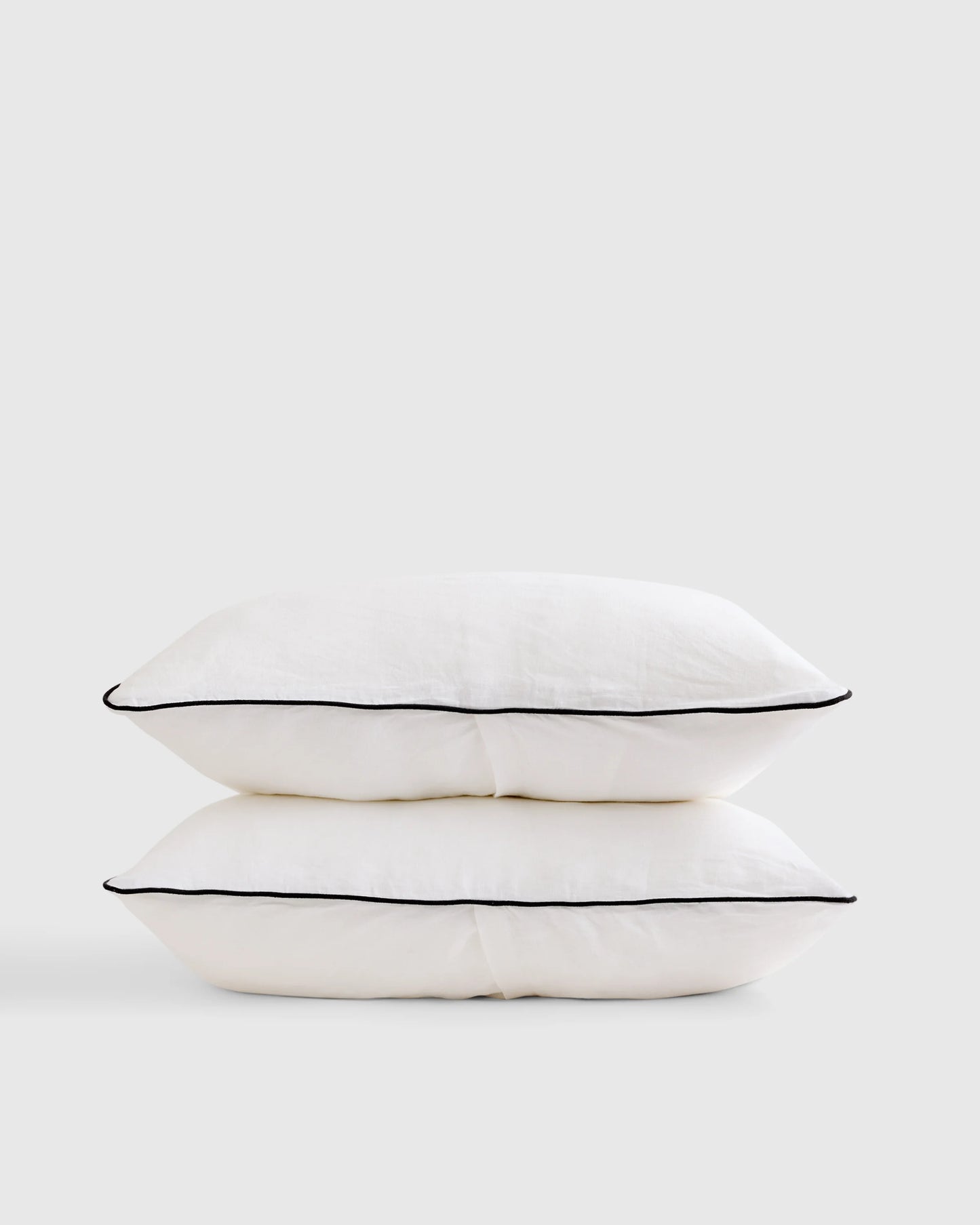 European Linen Piped Sham Set - Standard / White/Cherry