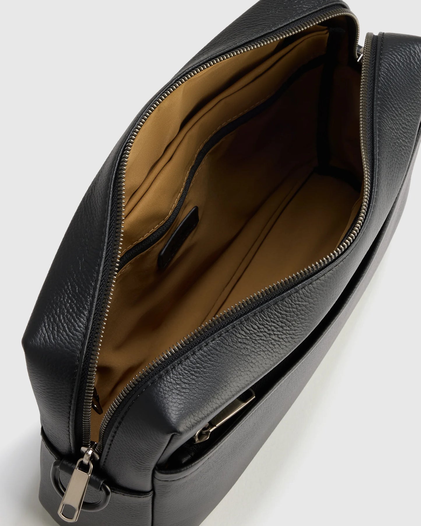 Excursion Italian Leather Crossbody Bag - One Size / Hickory