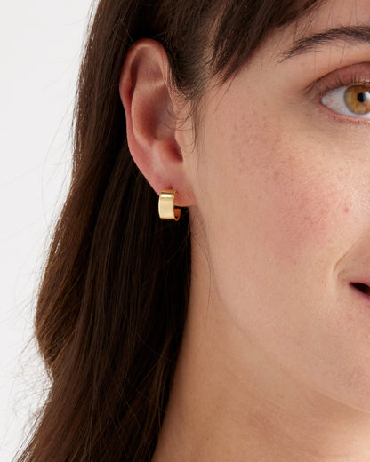 Wide Mini Hoops - One Size / Gold Vermeil