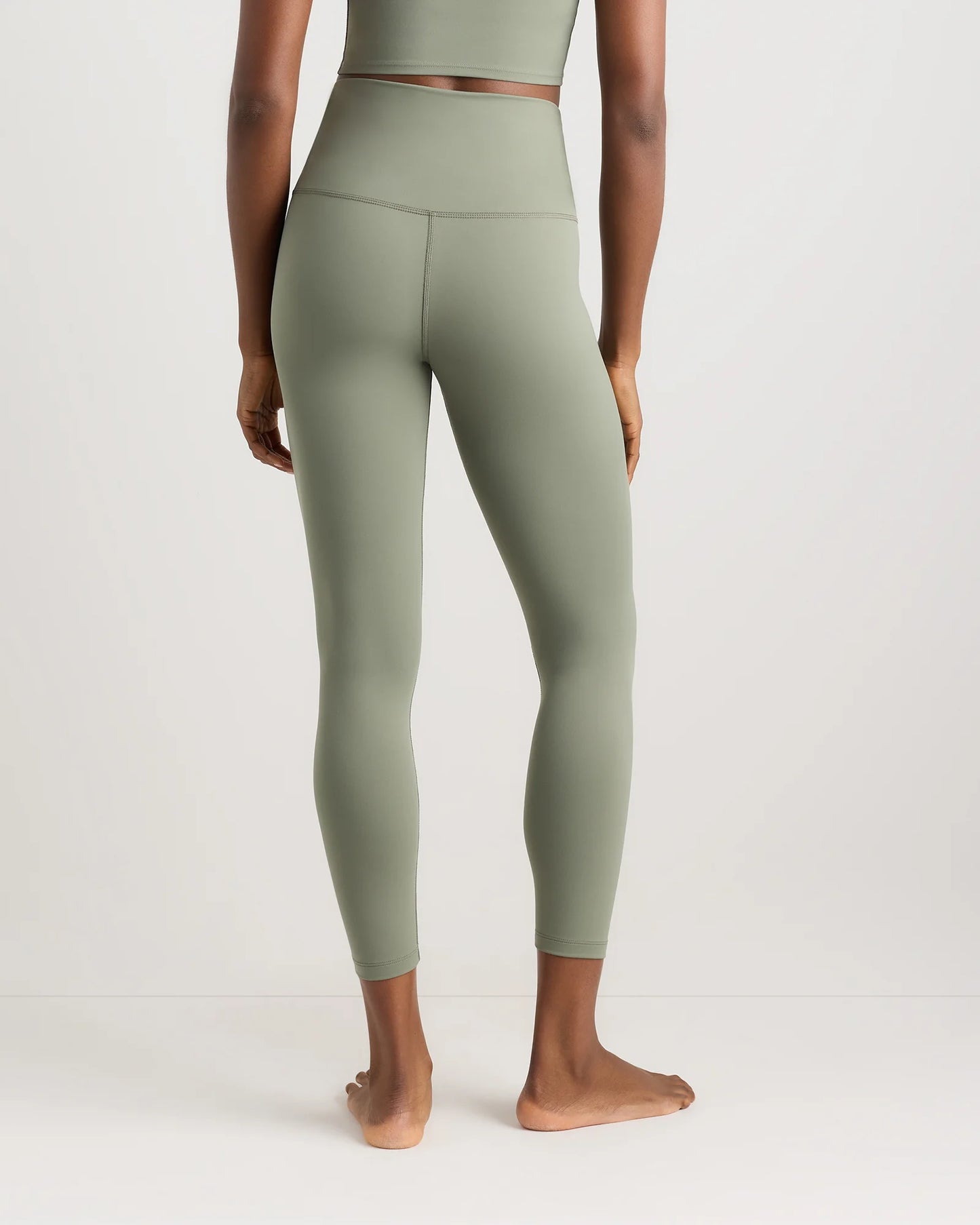 Ultra-Form High-Rise Crossover Legging - XS / Dark Coal
