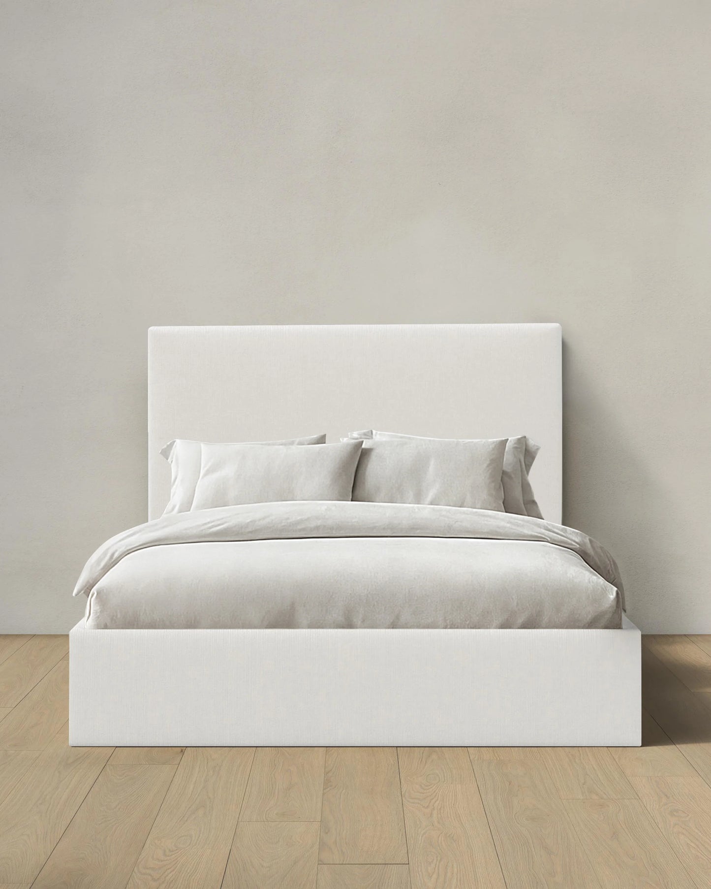 Square Bed in Performance Velvet - Full / Butterscotch