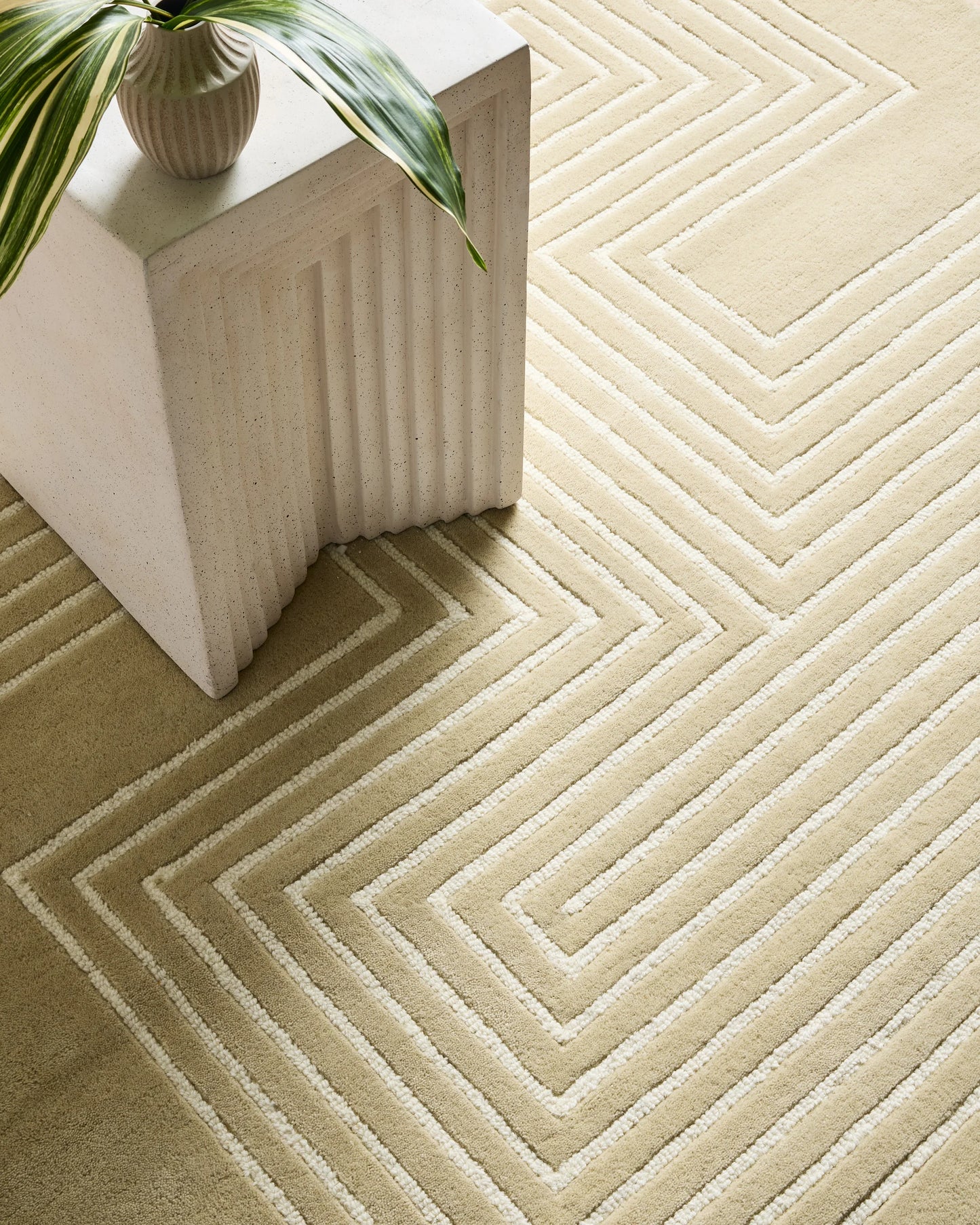 Langdon Hand-Tufted Wool Rug - 3'6" x 5'6" / Beige