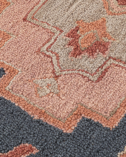 Lilia Wool Rug - 3' x 5' / Red