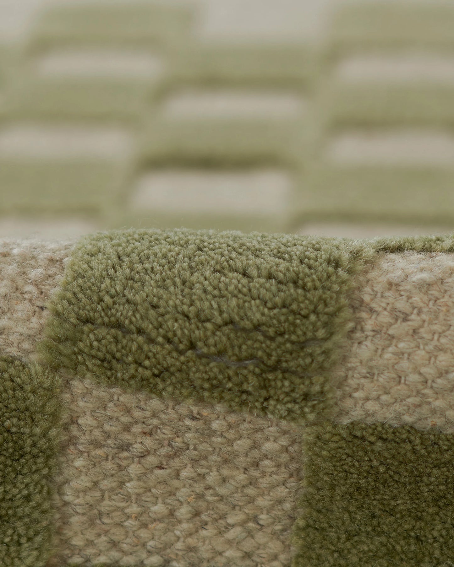 Romy Handwoven Wool Rug - 5' x 8' / Beige