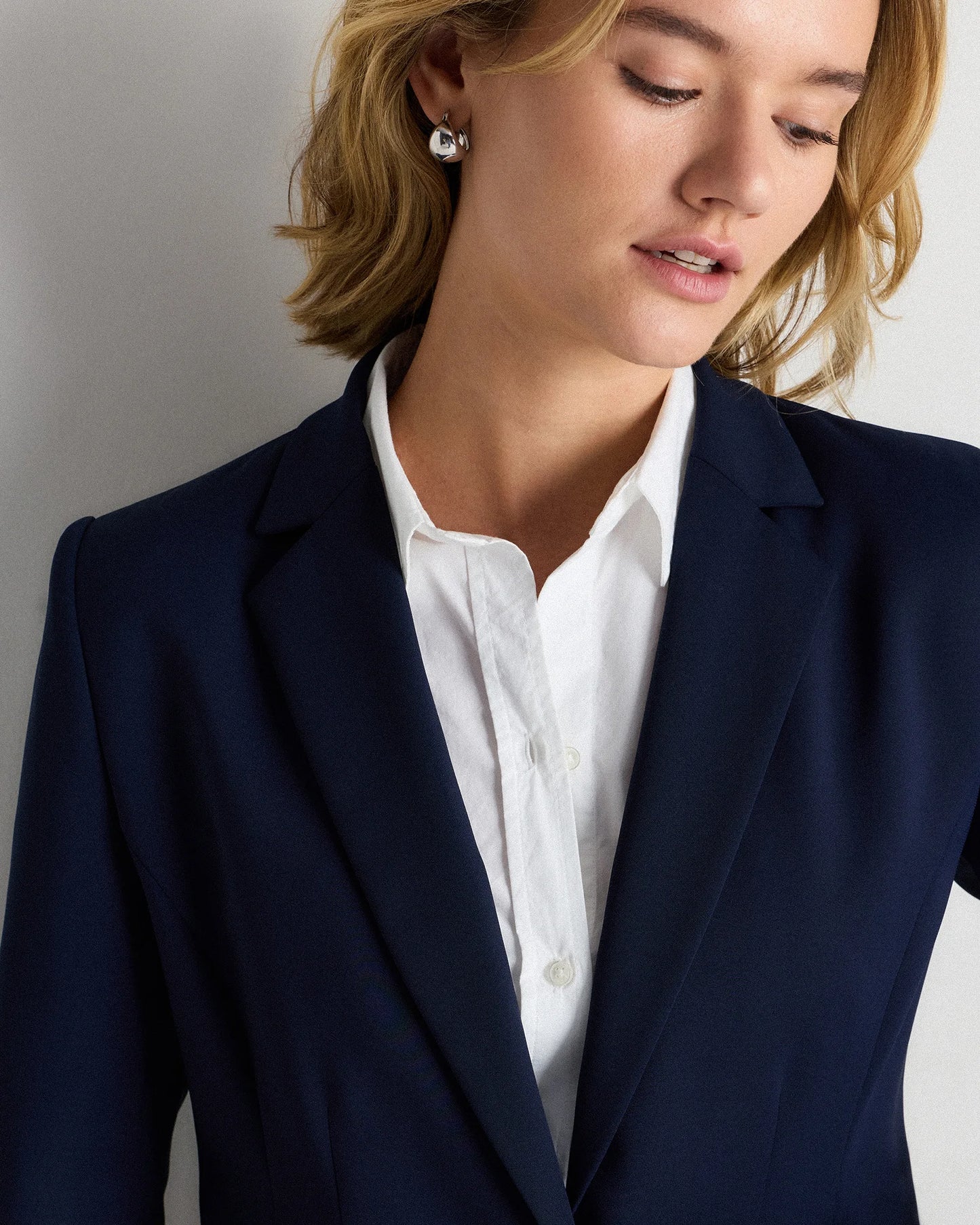 Stretch Crepe Cinched Waist Blazer - XS / Sand