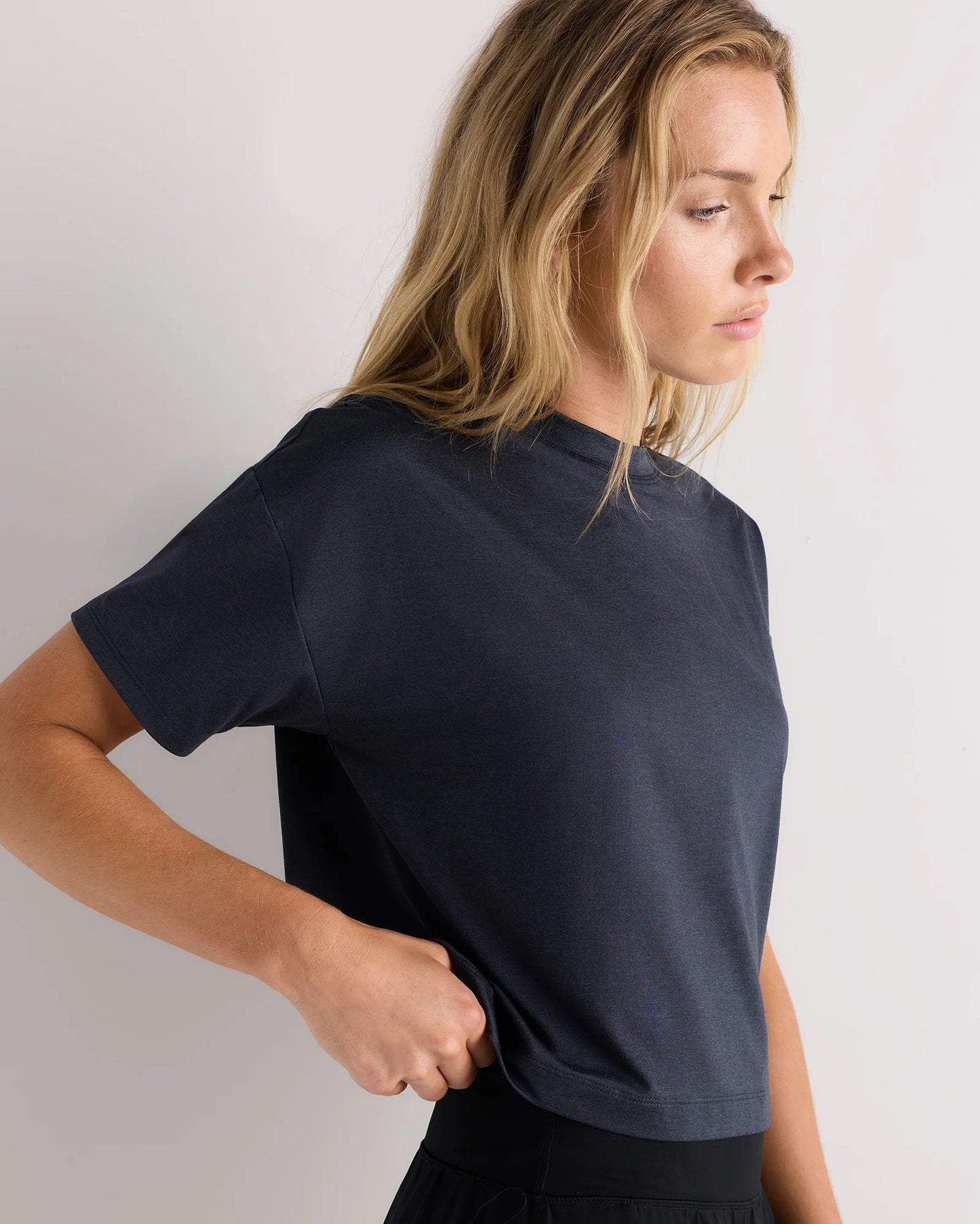 Flowknit Breeze Boxy Cropped Tee - XS / Heather Deep Navy