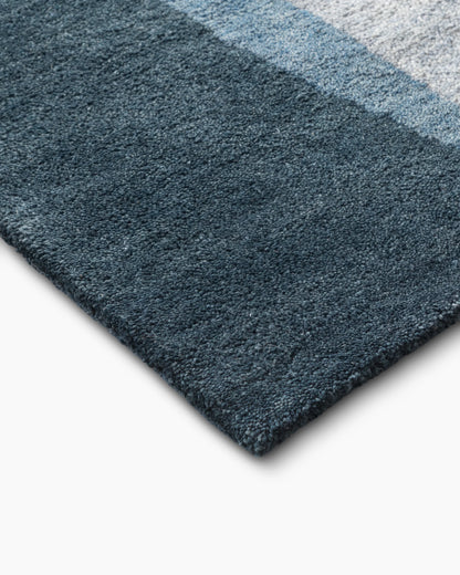 Velzy Wool Rug - 3' x 5' / Blue