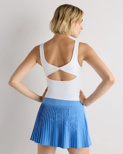 Power-Up Scoop Neck Bra Tank - XS / Classic White