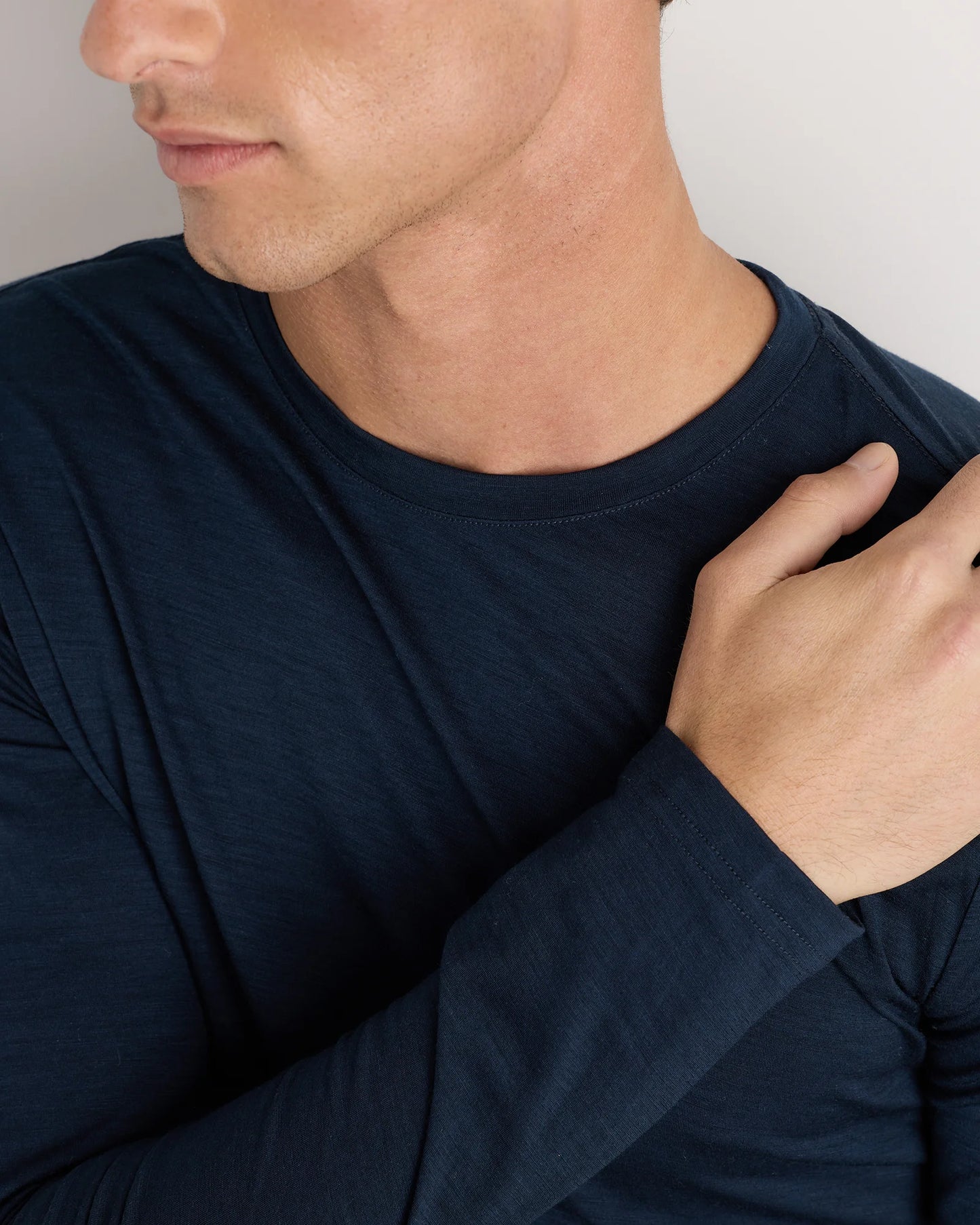 100% Merino Wool All-Season Long Sleeve Base Layer Tee - XS / Off-White