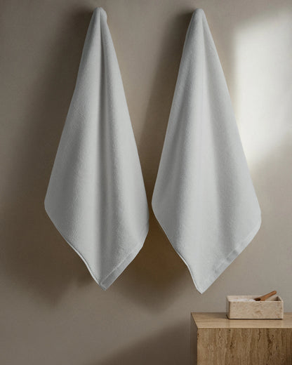 Plush Organic Turkish Cotton Bath Towel (Set of 2) - One Size / White