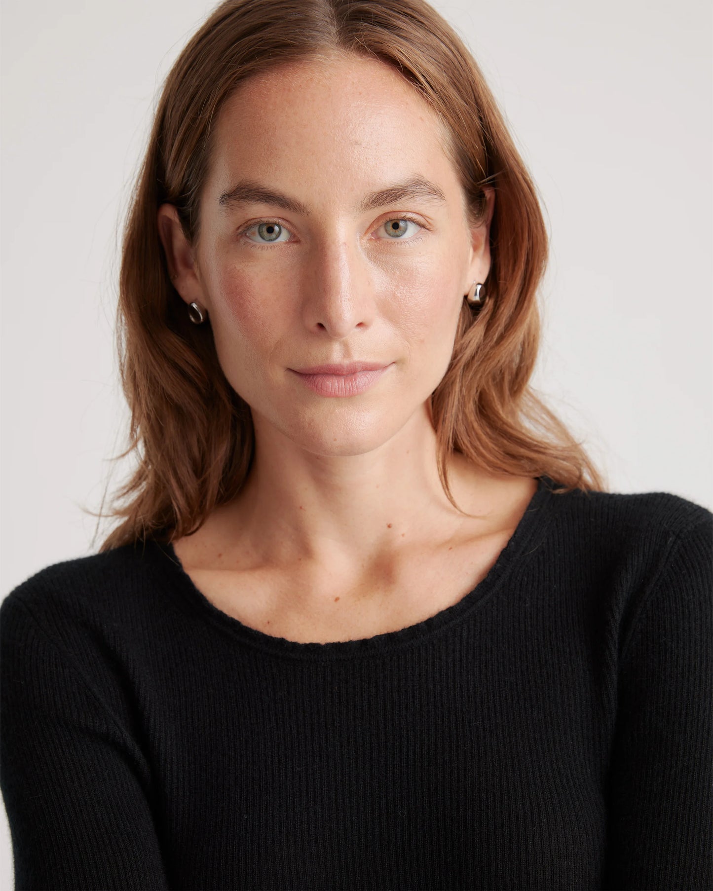 Featherweight Cashmere Ribbed Crewneck Sweater - XS / Charcoal
