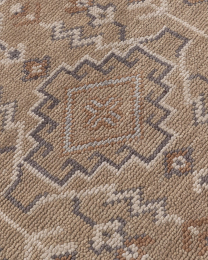 Chloe Hand-Knotted Wool Rug - 5' x 8' / Cognac