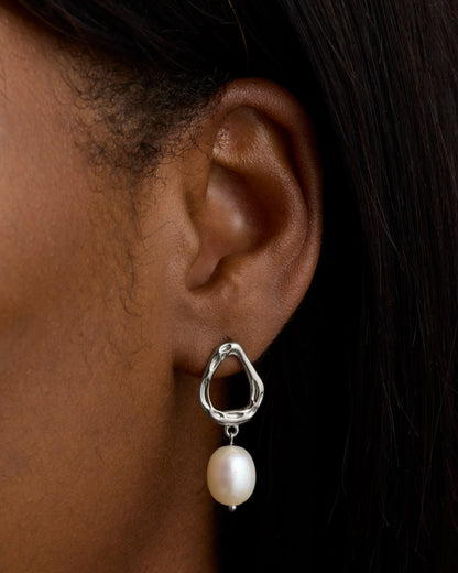 Freshwater Cultured Pearl Sculptural Drop Earrings - One Size / Gold Vermeil