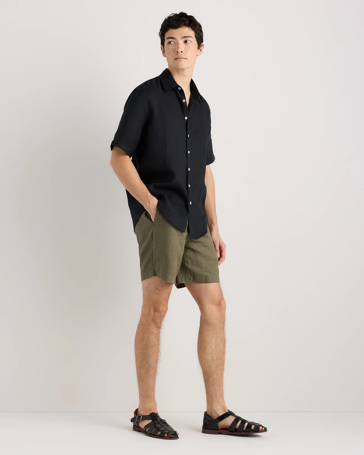 100% European Linen Shorts - 7" - S / Black
