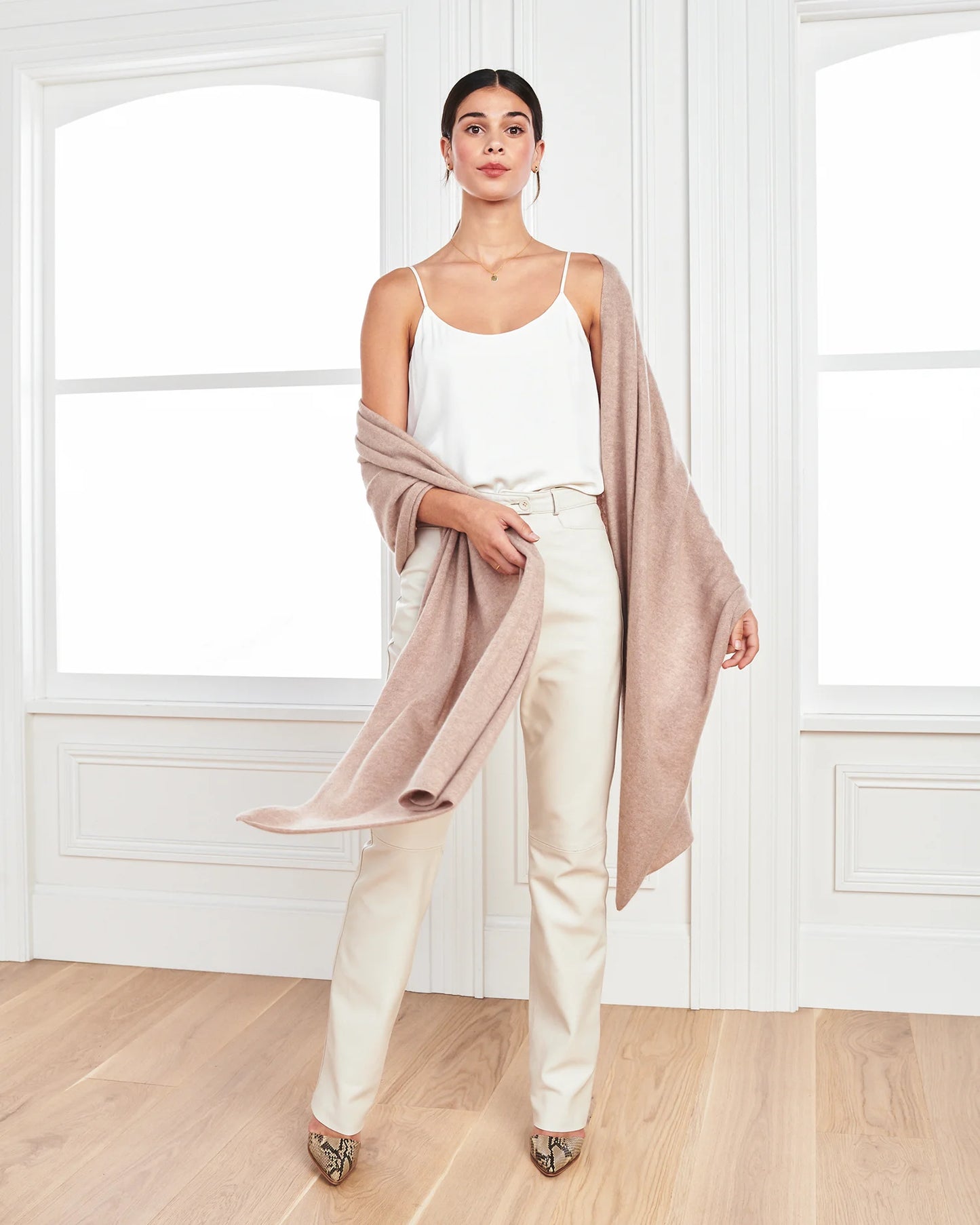 Mongolian Cashmere Wrap - One Size / Oatmeal