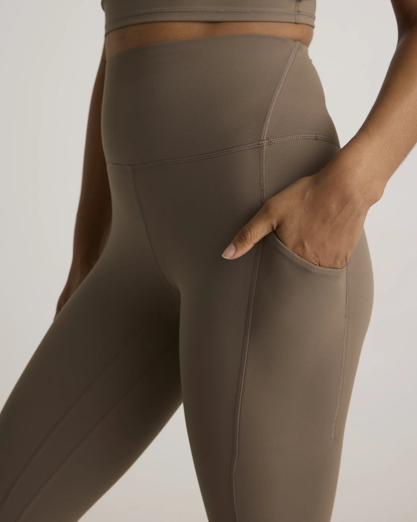 Ultra-Form High-Rise Pocket Legging - XS / Black