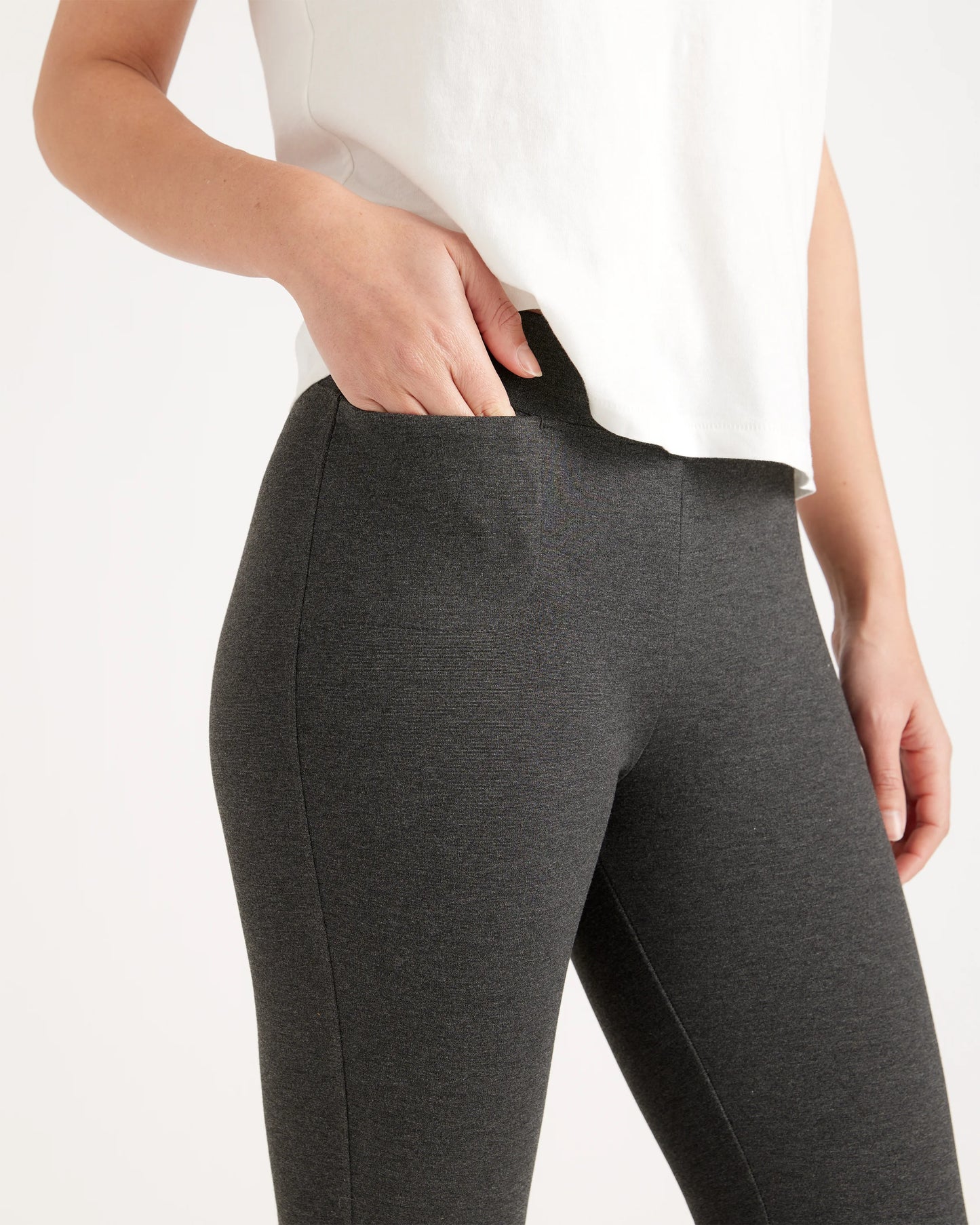 Ultra-Stretch Ponte Skinny Pants - XS / Charcoal