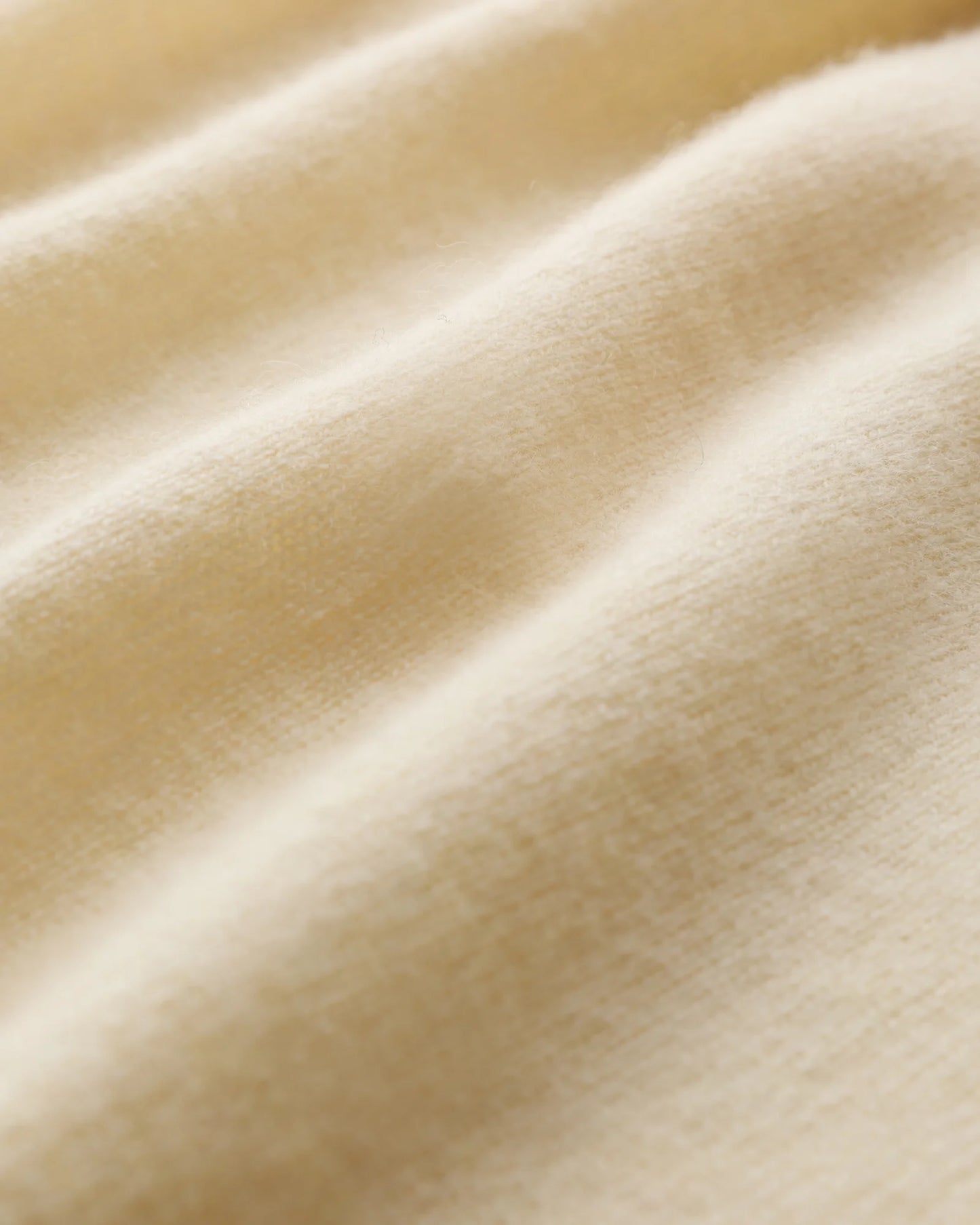 Mongolian Cashmere Crewneck Sweater - 1X / Pale Custard Yellow