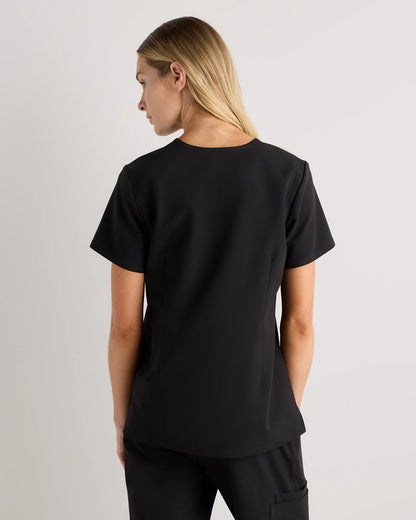 AeraFlex 1-Pocket Scrub Top - XS / Bold Black