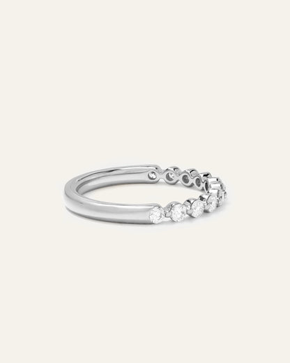 Lab Grown Diamond Single Shared Prong Halfway Band - 4 / Yellow Gold
