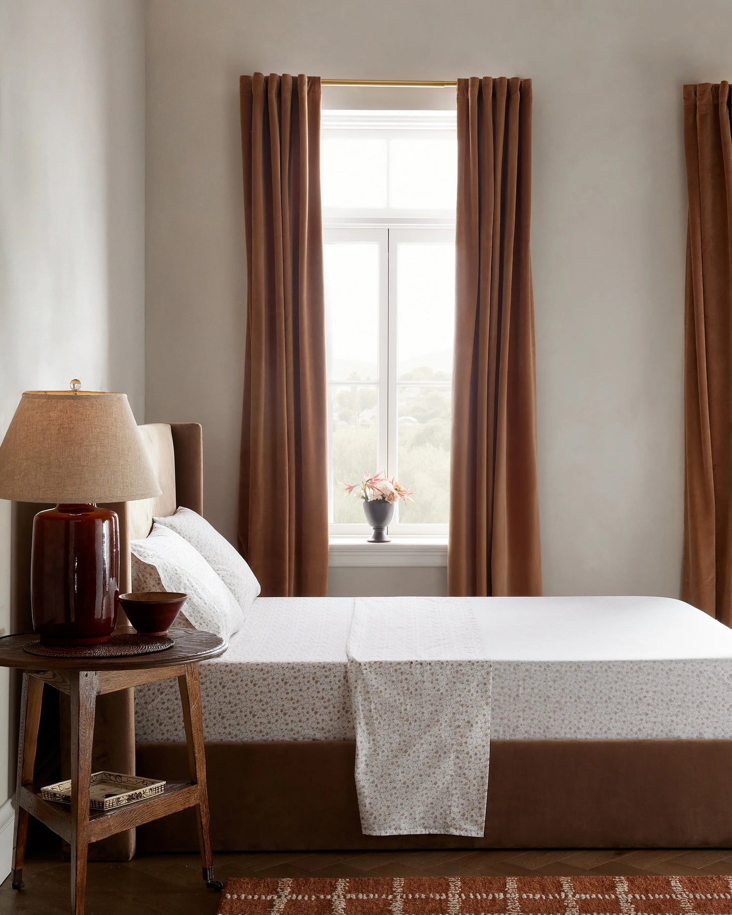 Organic Crisp Percale Floral Pillowcase Set - Standard / Toffee Florette