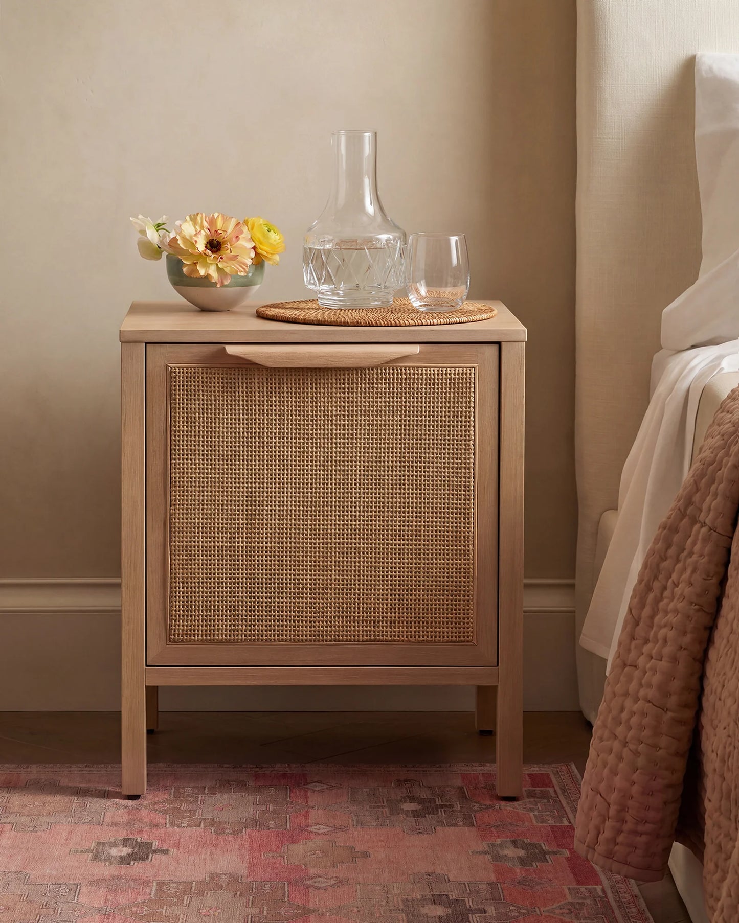 Solid Wood and Natural Rattan 1-Door Nightstand - Right Side / Natural