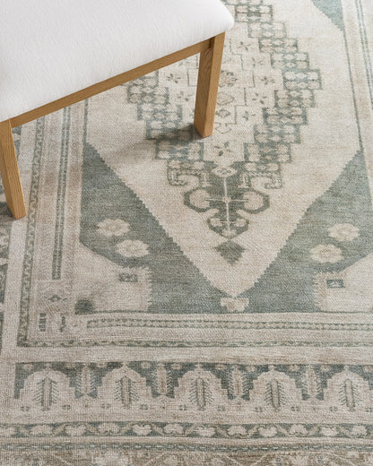 Bennett Performance Rug - 3' x 5' / Green