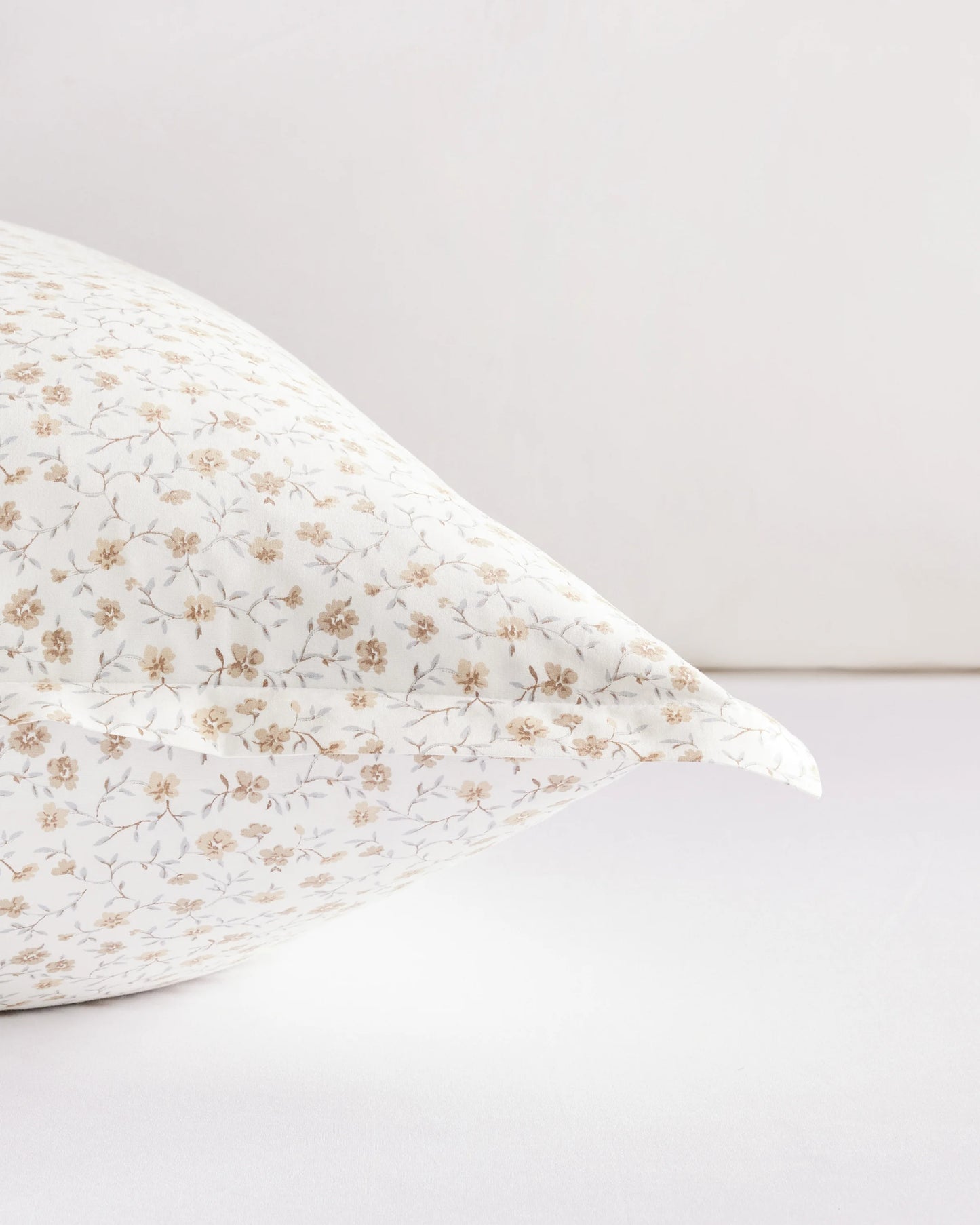 Organic Crisp Percale Euro Sham - Euro / White
