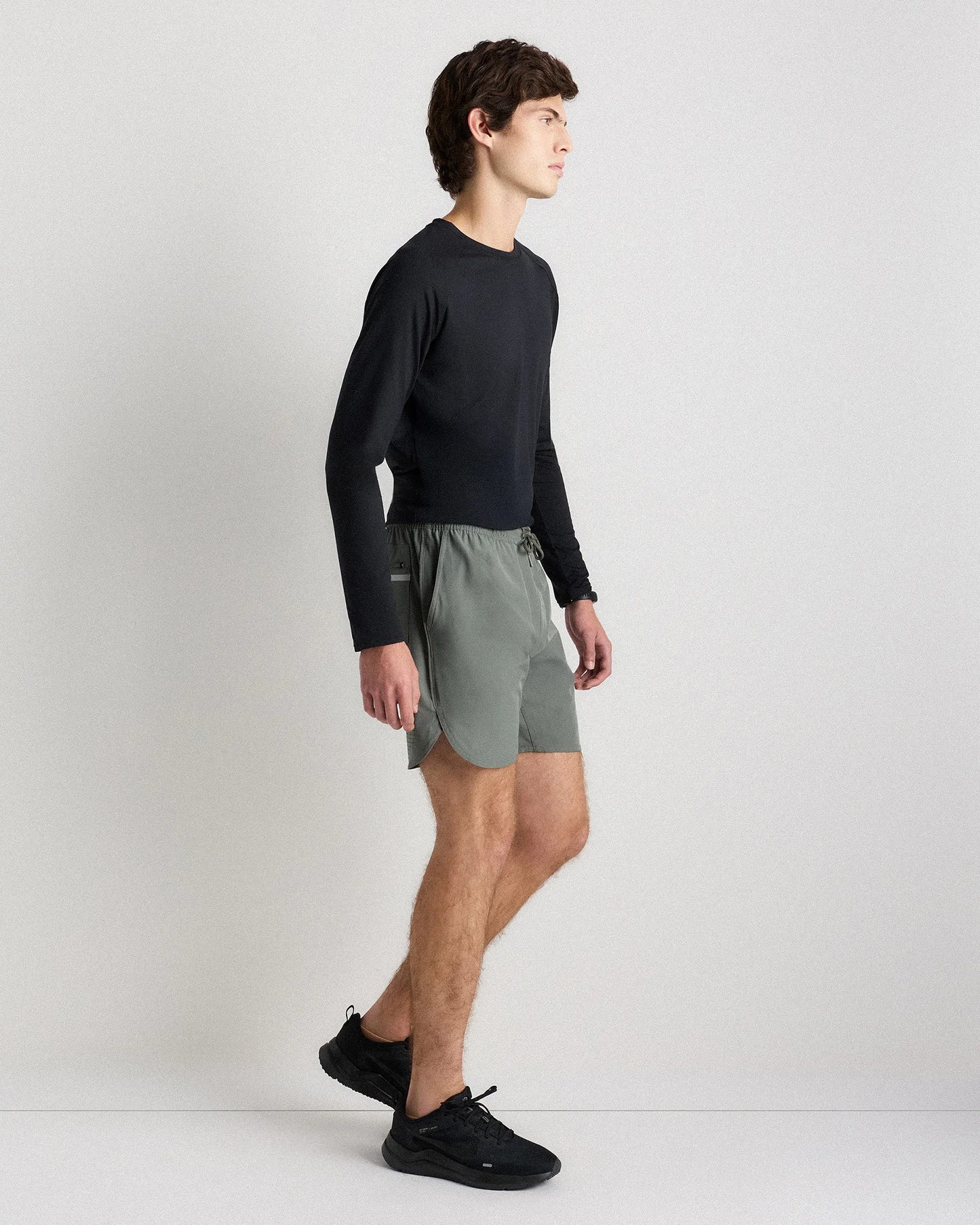 Sweat Tech Training Unlined Shorts - 7" - S / Black