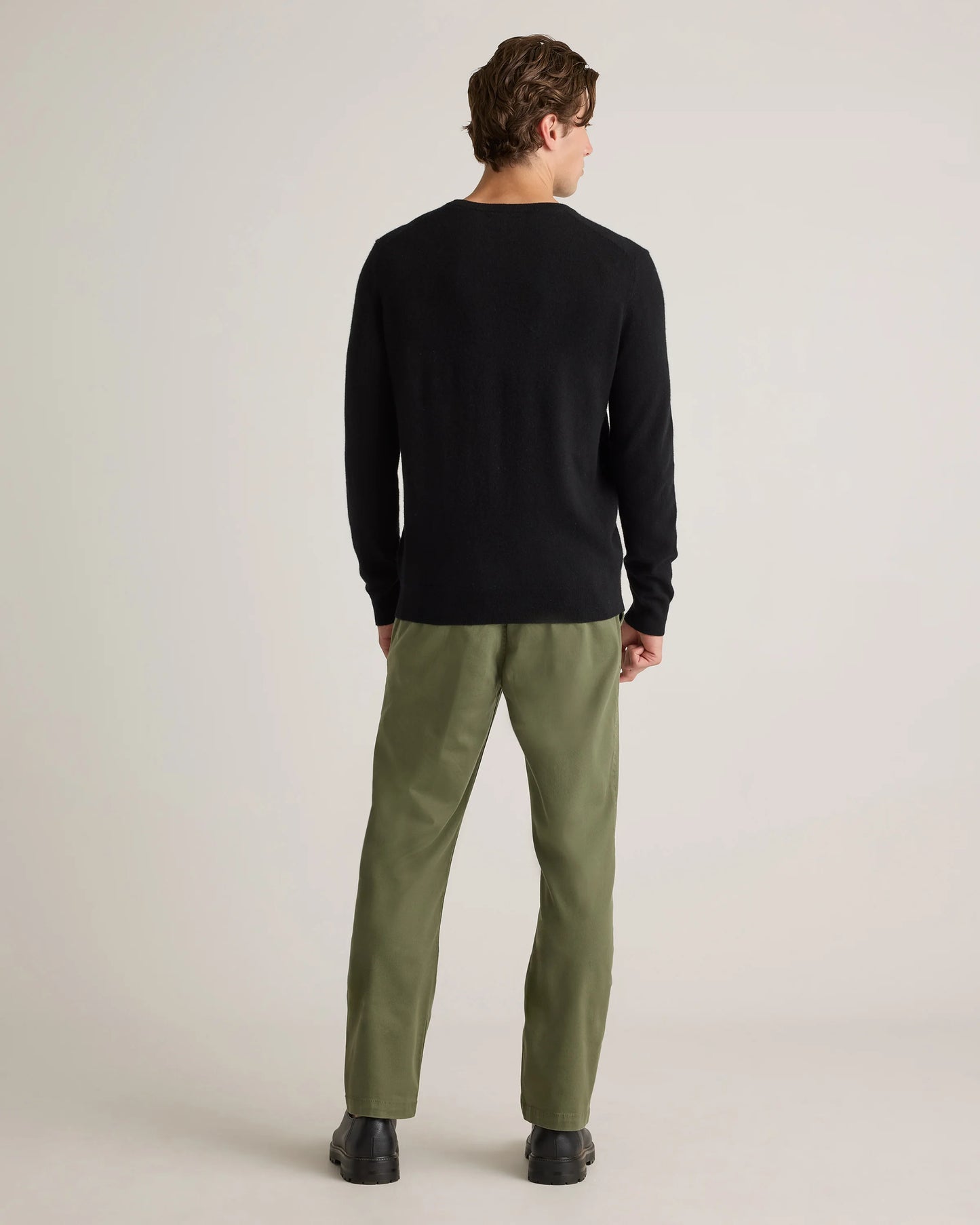Mongolian Cashmere V-Neck Sweater - S / Oatmeal