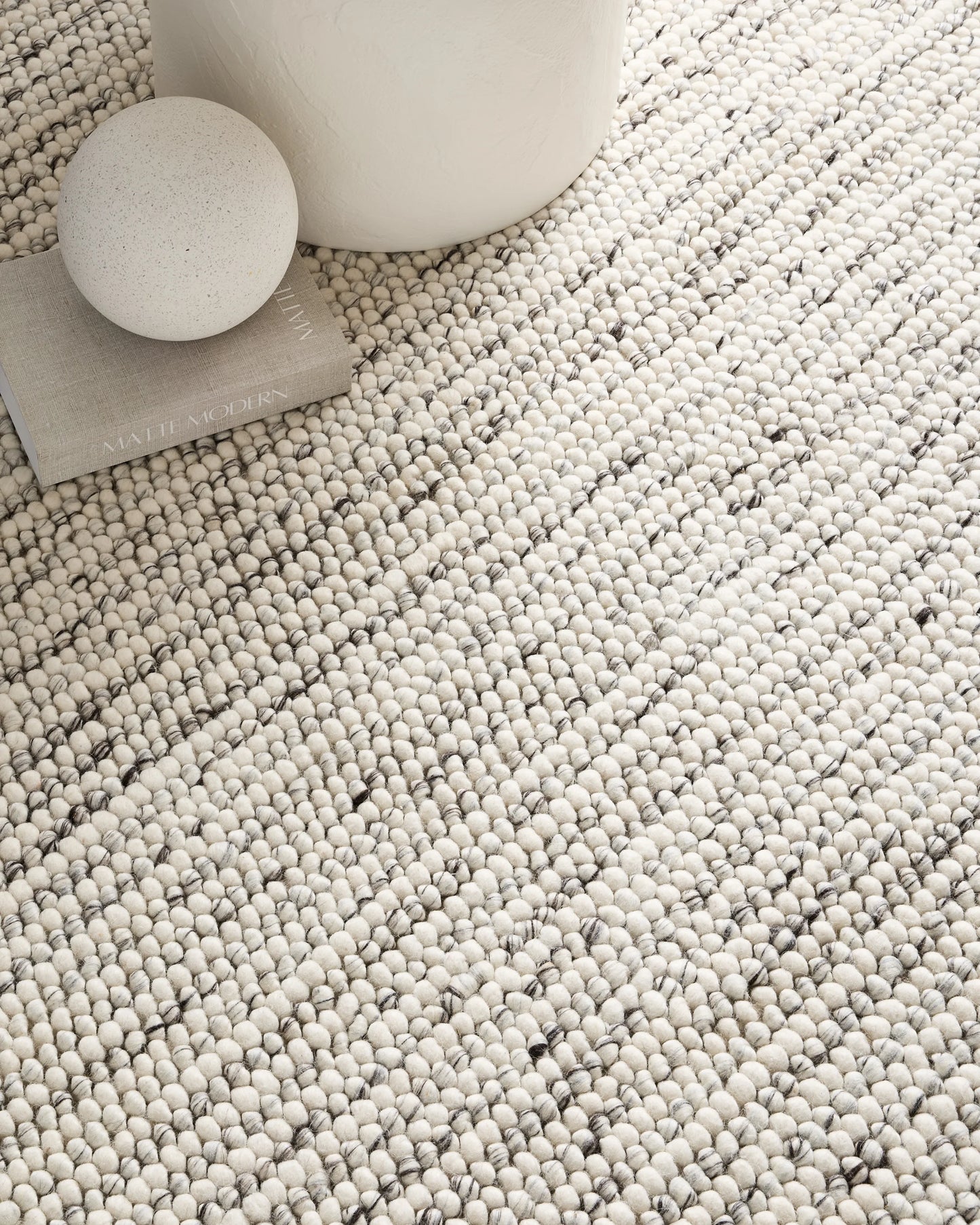 Tribeca Handwoven Wool Rug - 3' x 5' / Cream