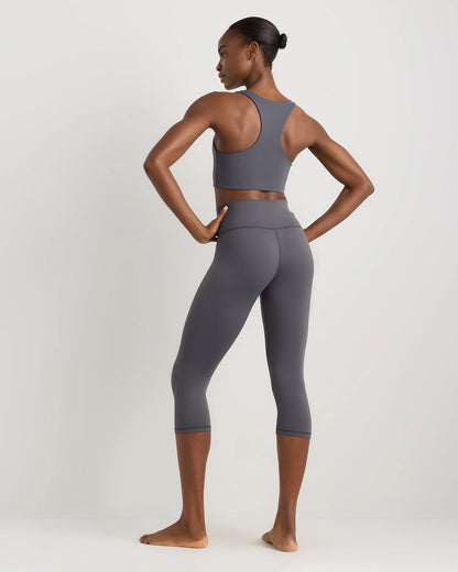 Ultra-Form High-Rise Capri - XS / Dark Coal