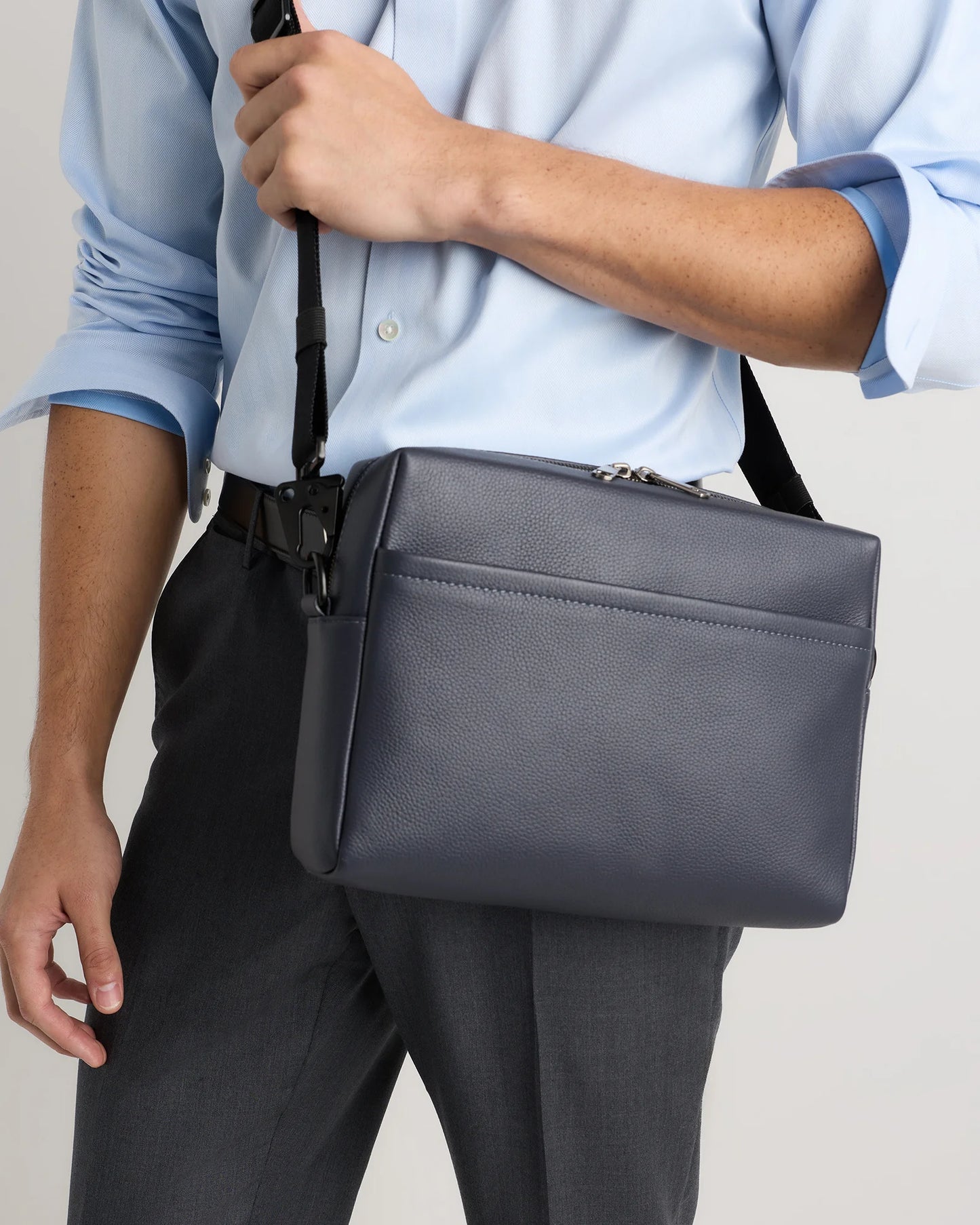 Excursion Italian Leather Crossbody Bag - One Size / Hickory