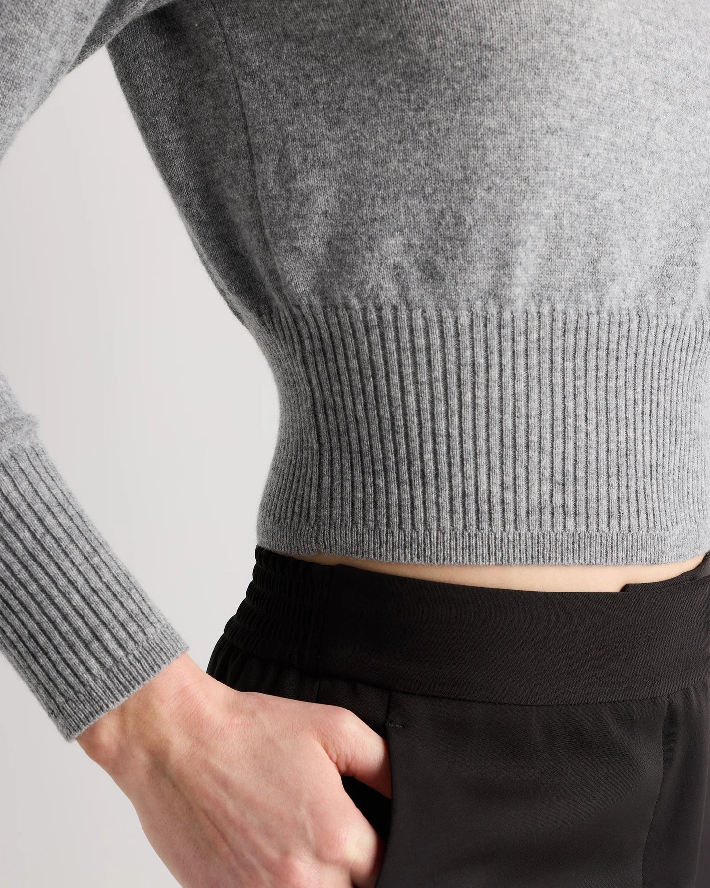 Mongolian Cashmere Shrunken Crewneck Sweater - XS / Ivory