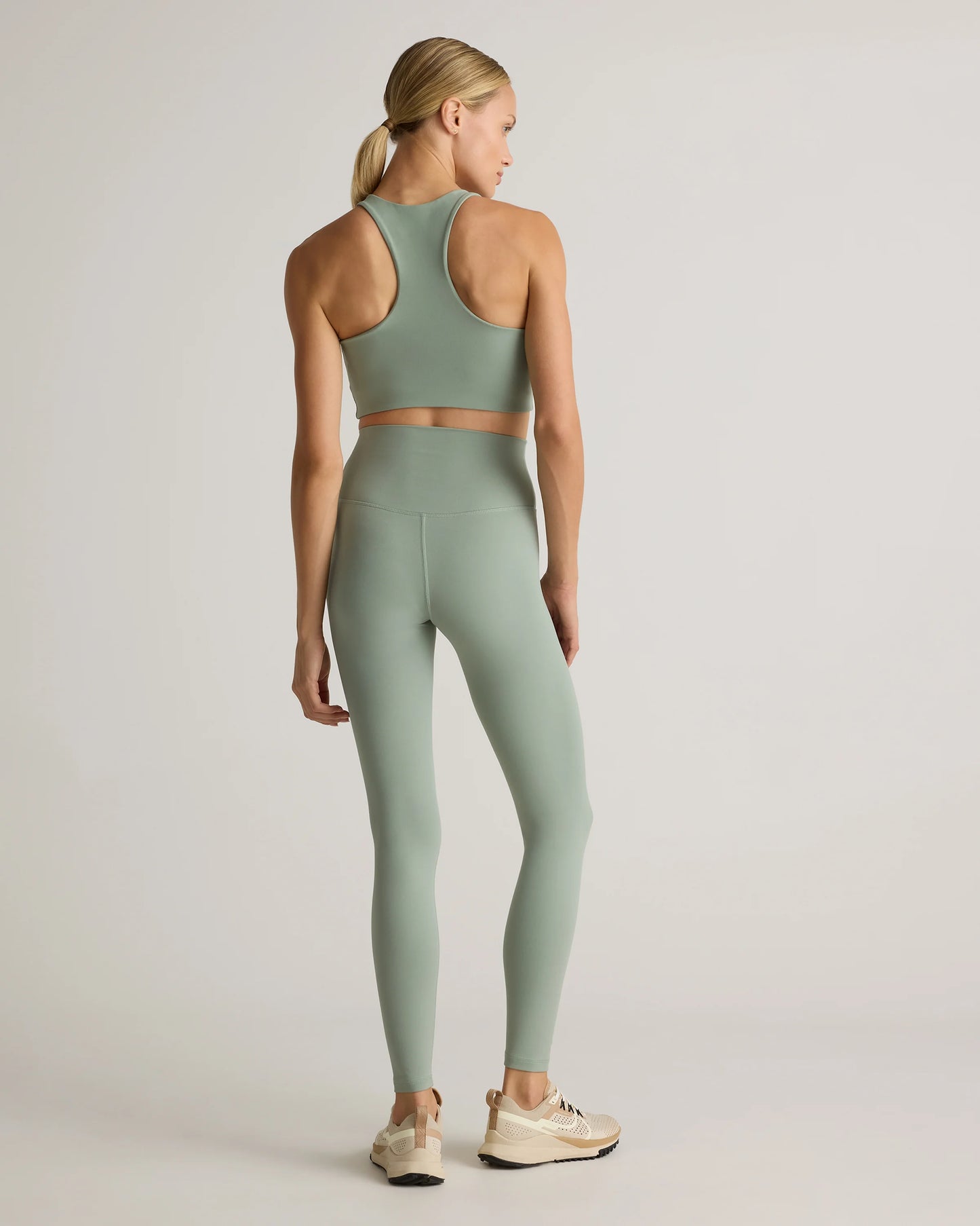 Ultra-Form High-Rise Legging - XS / Black