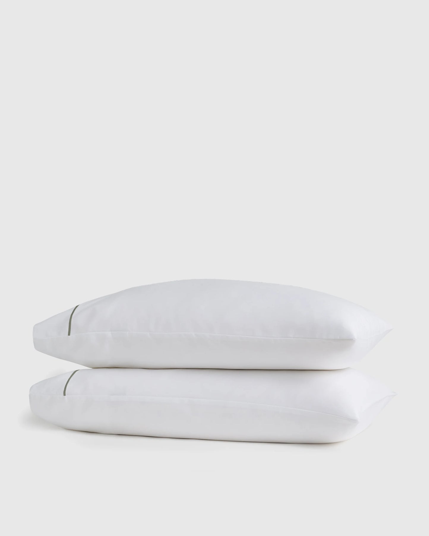 Signature Giza Cotton Sateen Embroidered Pillowcase Set - Standard / White/Dried Sage