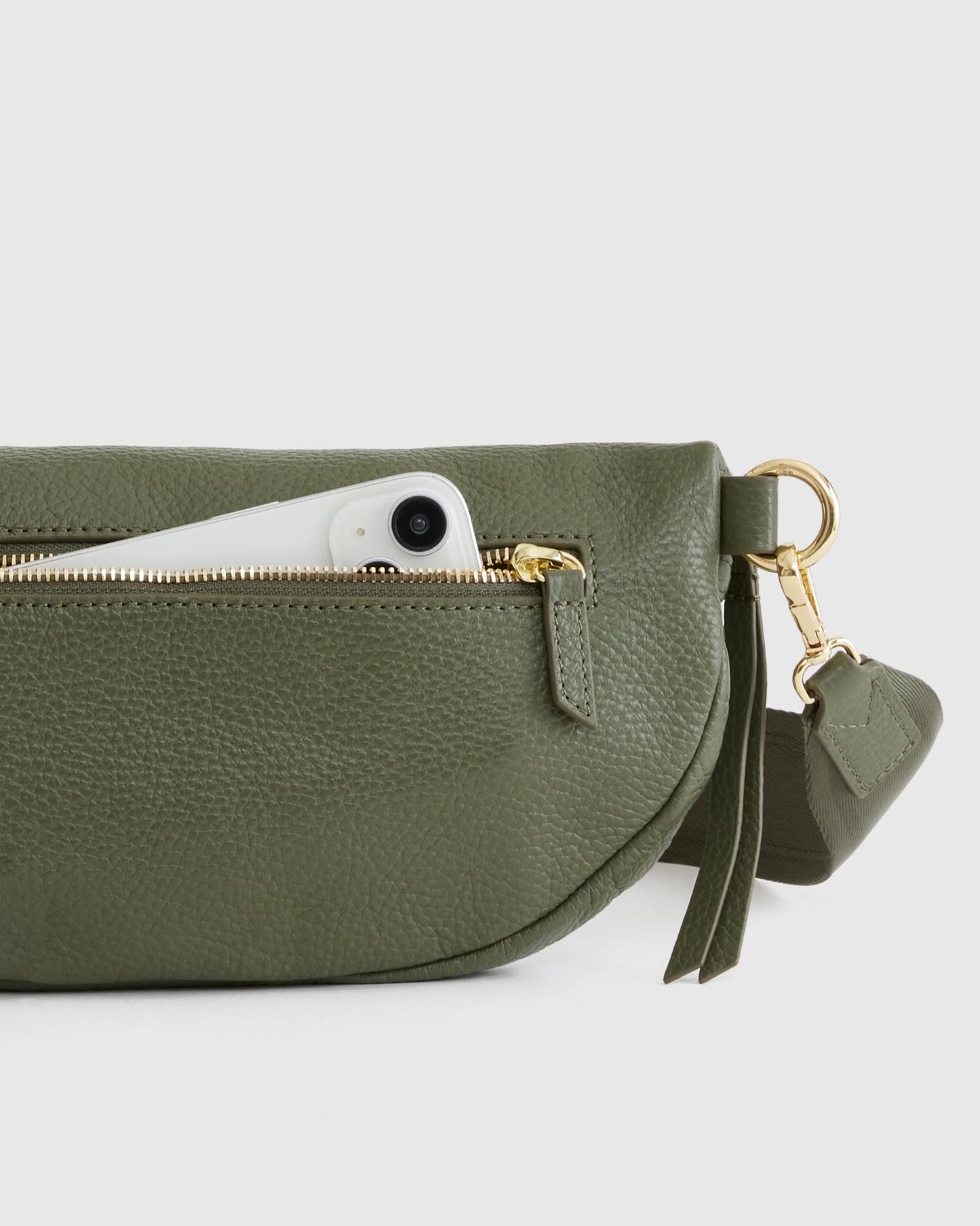 Quinn Sling Bag - One Size / Cognac