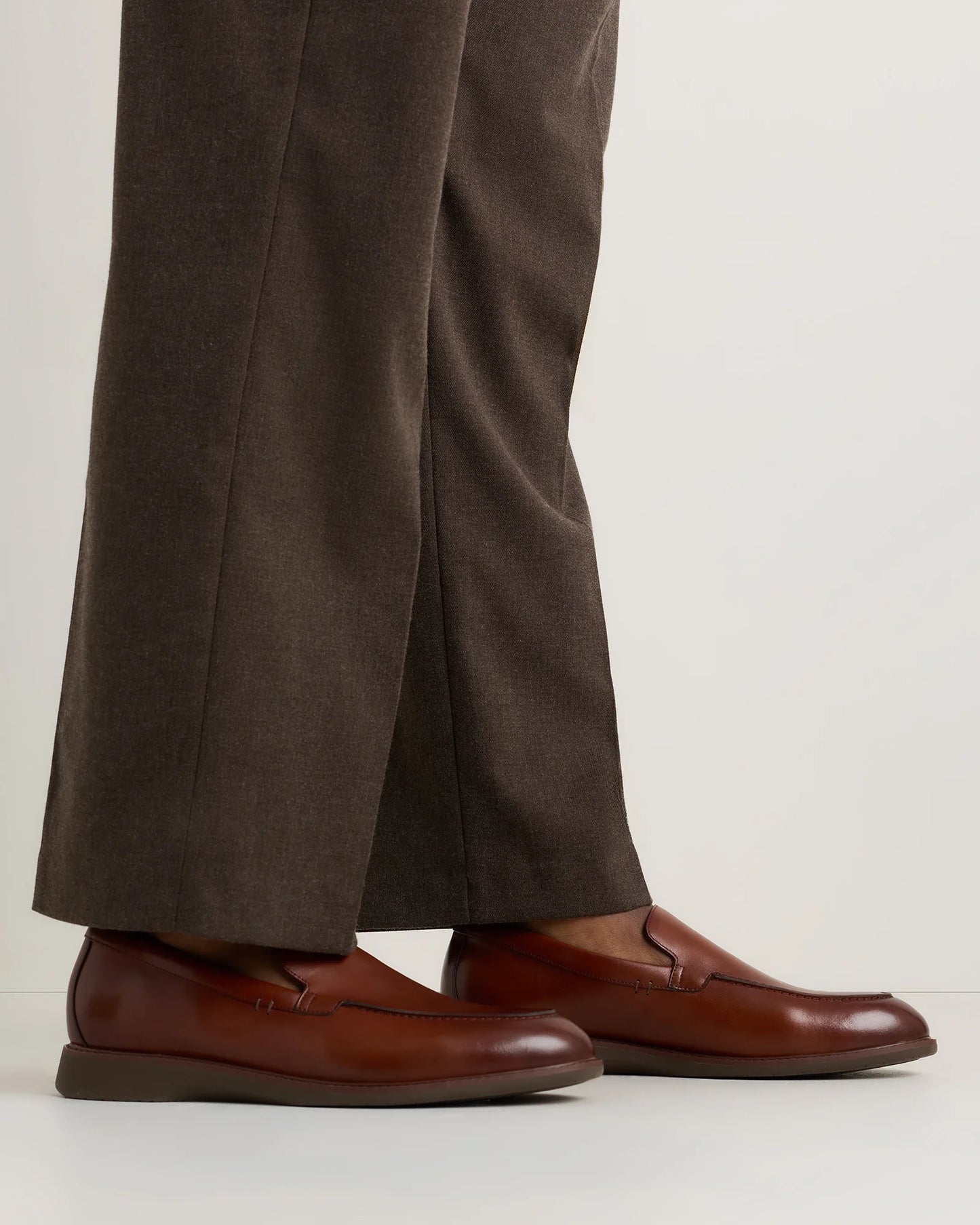Men's Hybrid Crafted Leather Loafer - 7 / Brandy