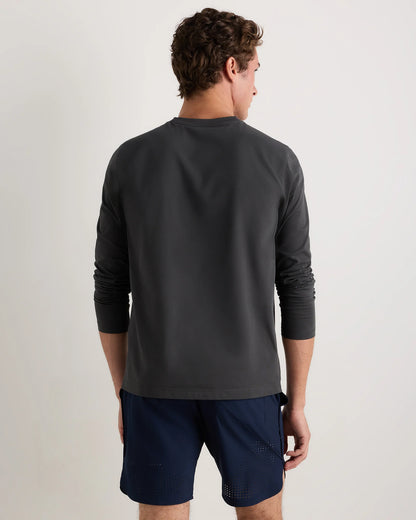 Studio Performance Long Sleeve Tee - S / Black