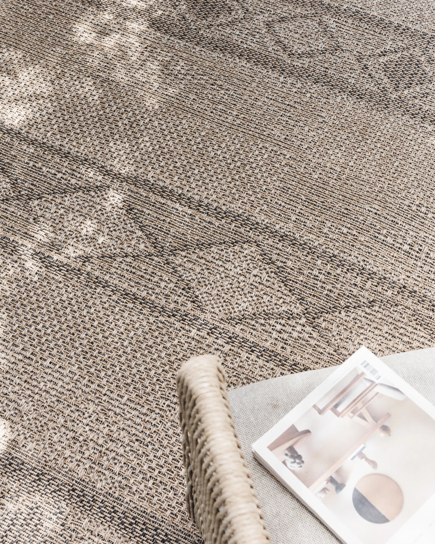 Wheatley Indoor/Outdoor Rug - 3'3" x 5' / Ivory
