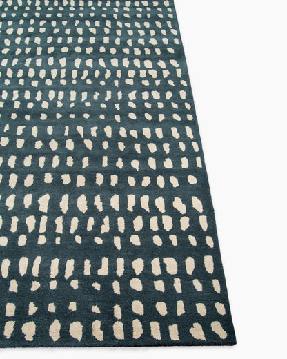 Painterly Dots Hand-Tufted Wool Rug - 3'6" x 5'6" / Navy