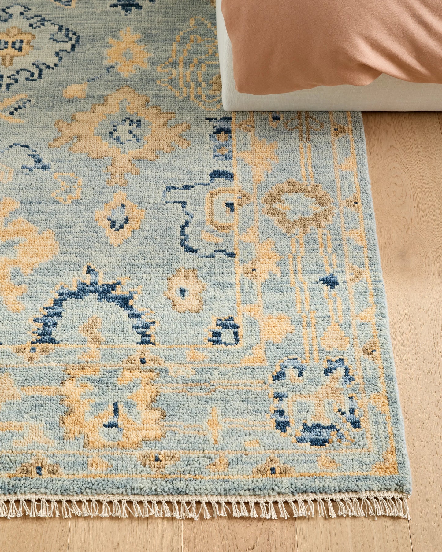 Kian Hand-Knotted Wool Rug - 5' x 8' / Blue