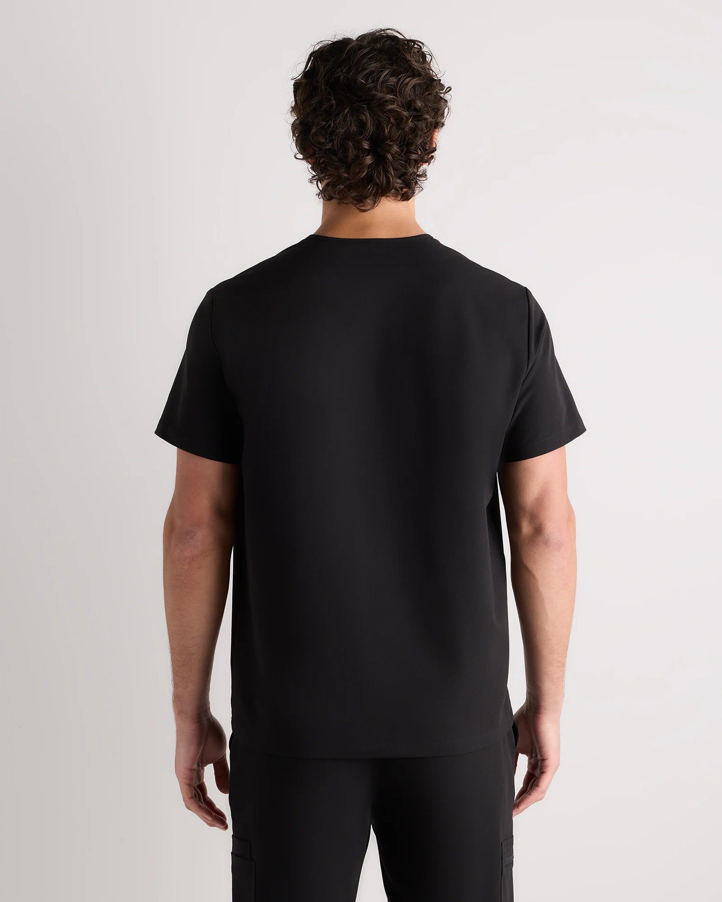 AeraFlex 3-Pocket Scrub Top - S / Bold Black