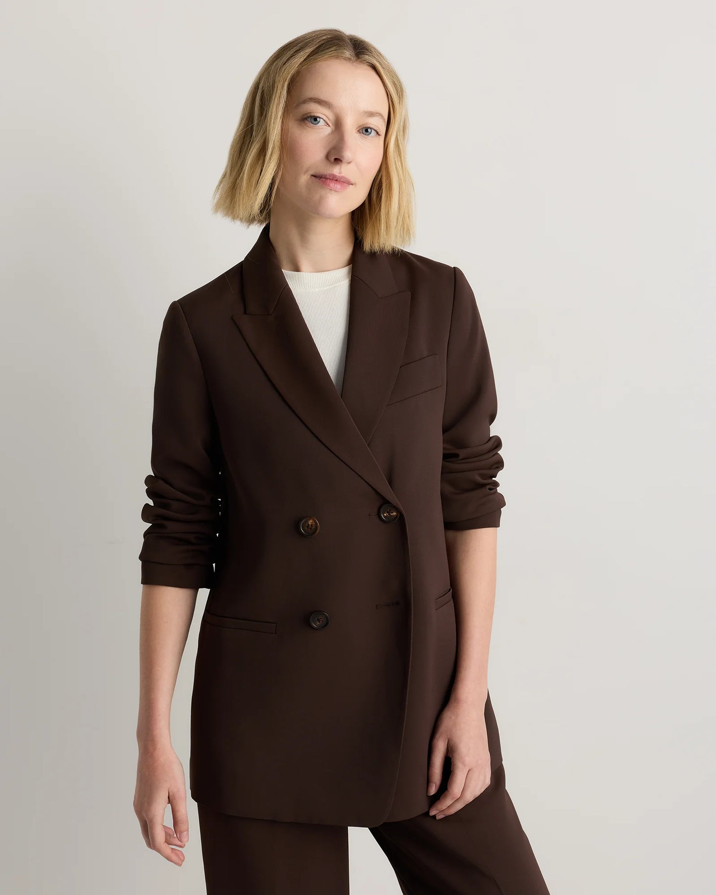 Stretch Crepe Relaxed Double-Breasted Blazer - XS / Sand