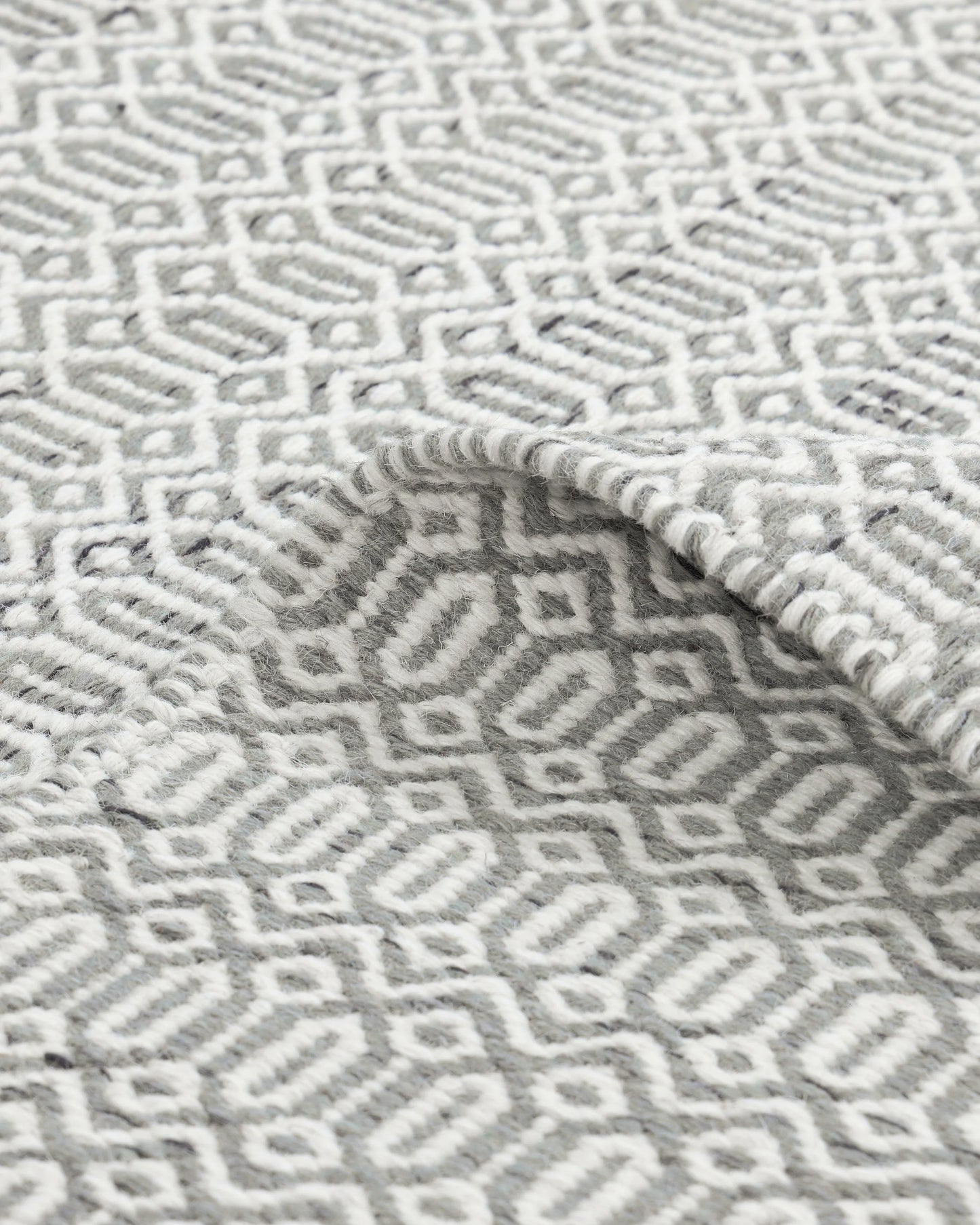 Vale Handwoven Wool Rug - 5' x 8' / Blue