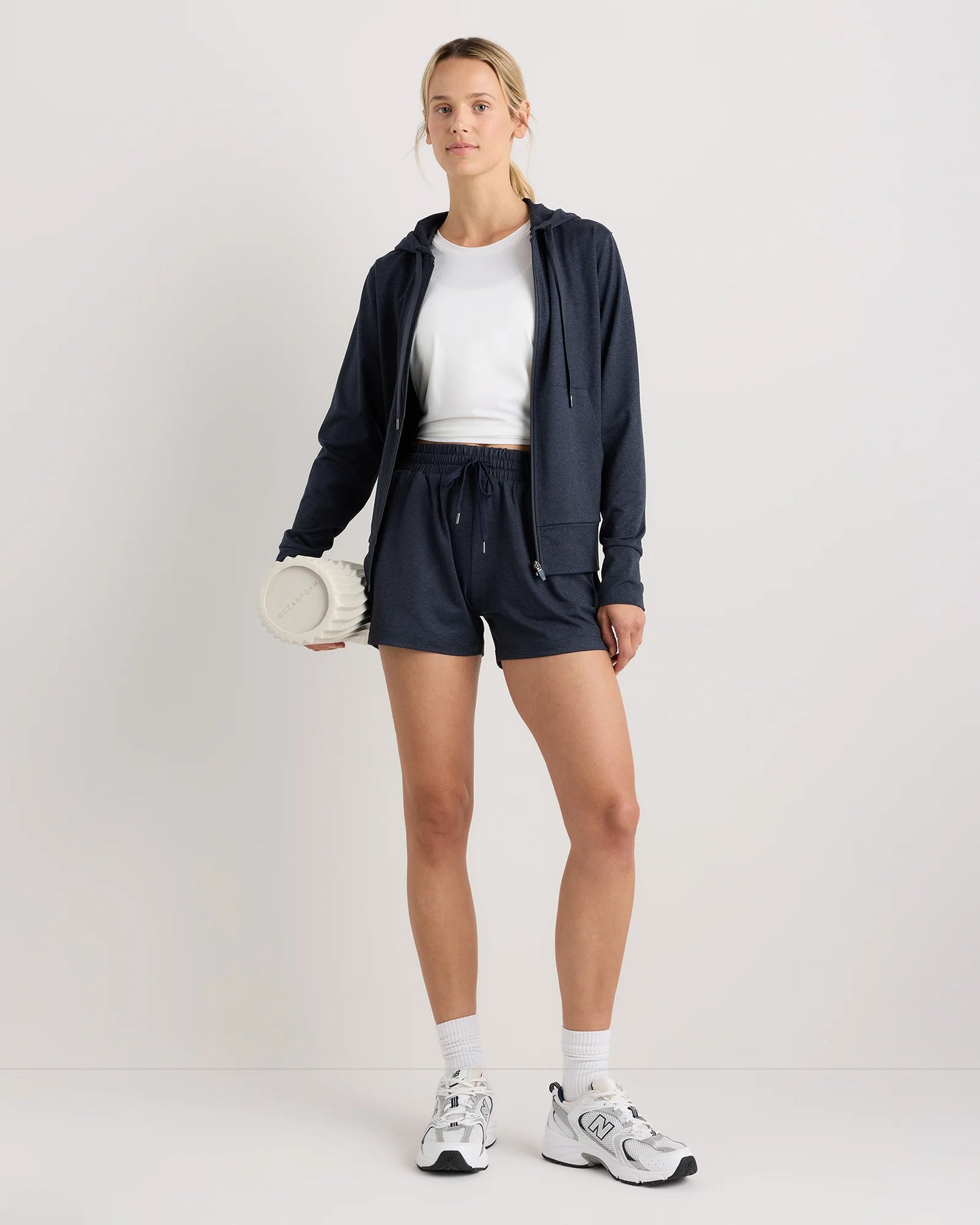 Flowknit Mid-Rise Shorts - XS / Heather Deep Navy